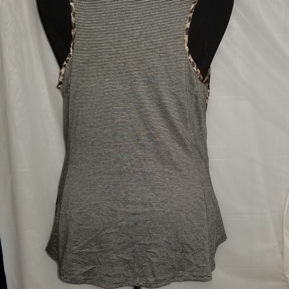 Torrid 1x two sided flowy tank - Picture 5 of 8